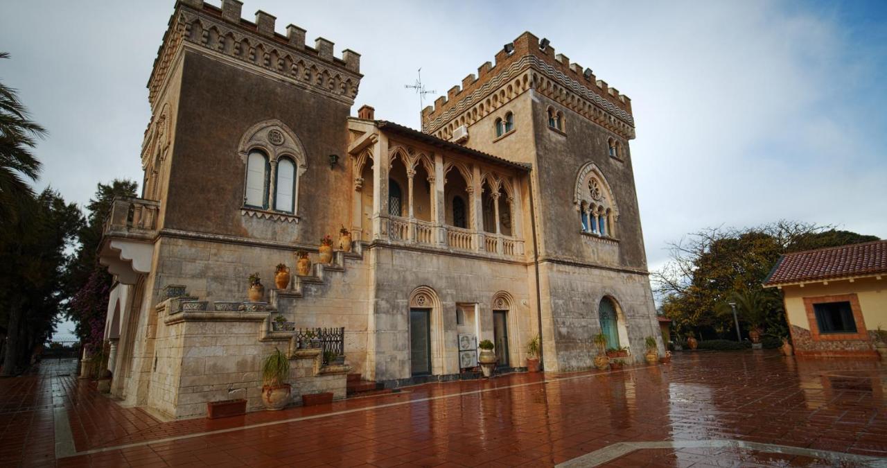 Castello D'Urso Somma B&B Catania Exterior photo