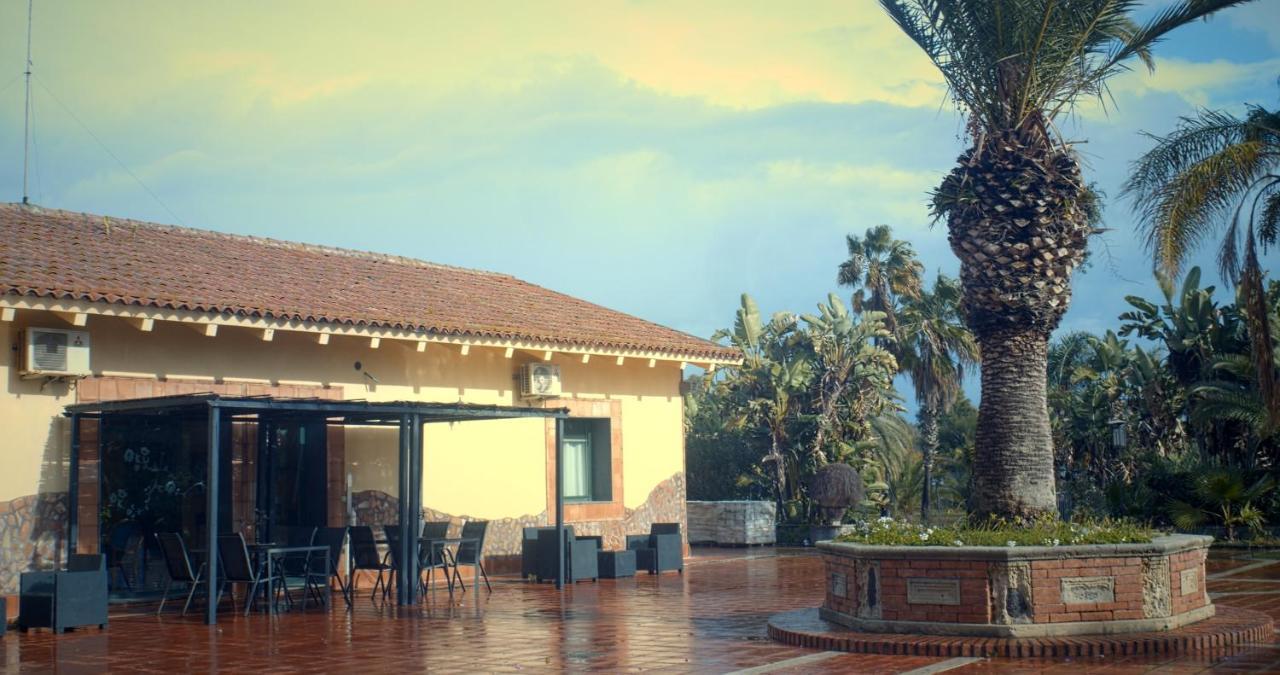 Castello D'Urso Somma B&B Catania Exterior photo